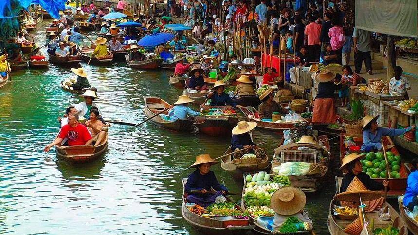 Плавучий рынок в Бангкоке